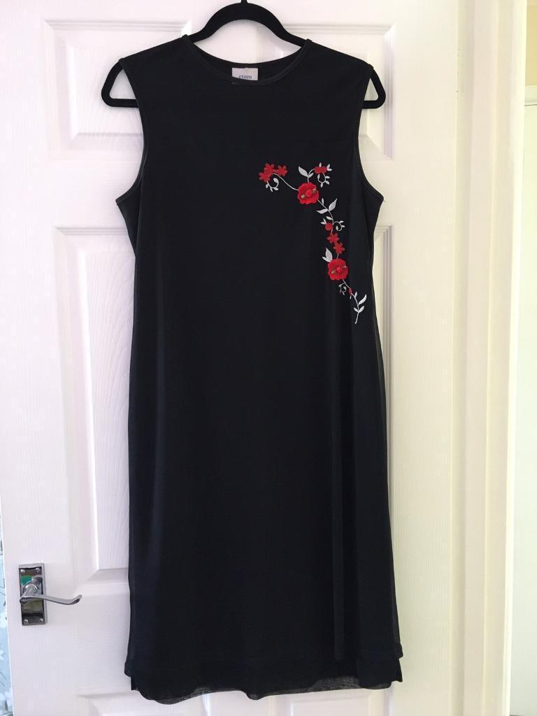 image for Ladies Black straight Dress for Special Occasions 