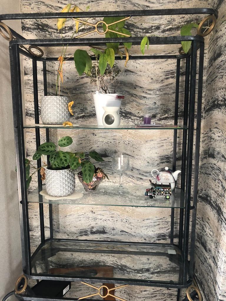 Display cabinet 