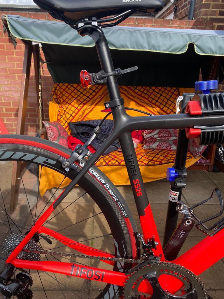 Road bike Tifosi SS26 full Carbon mint condition. RRP£3500