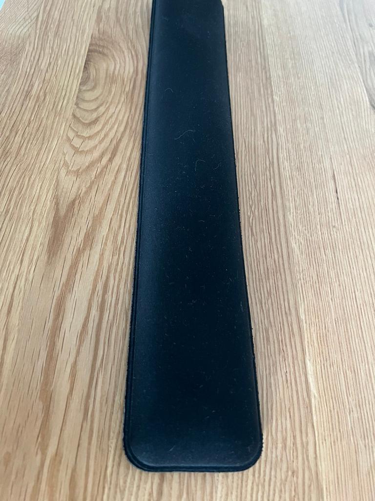 Wrist rest for keyboards