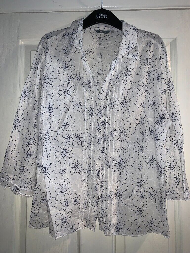 image for M&S Per Una White Blue Floral Blouse Size 20 IP1