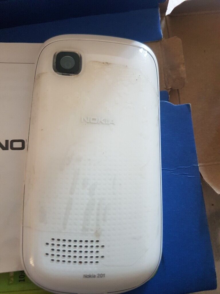 Nokia Asha 201 white handset charger box and instruction book and outer cover