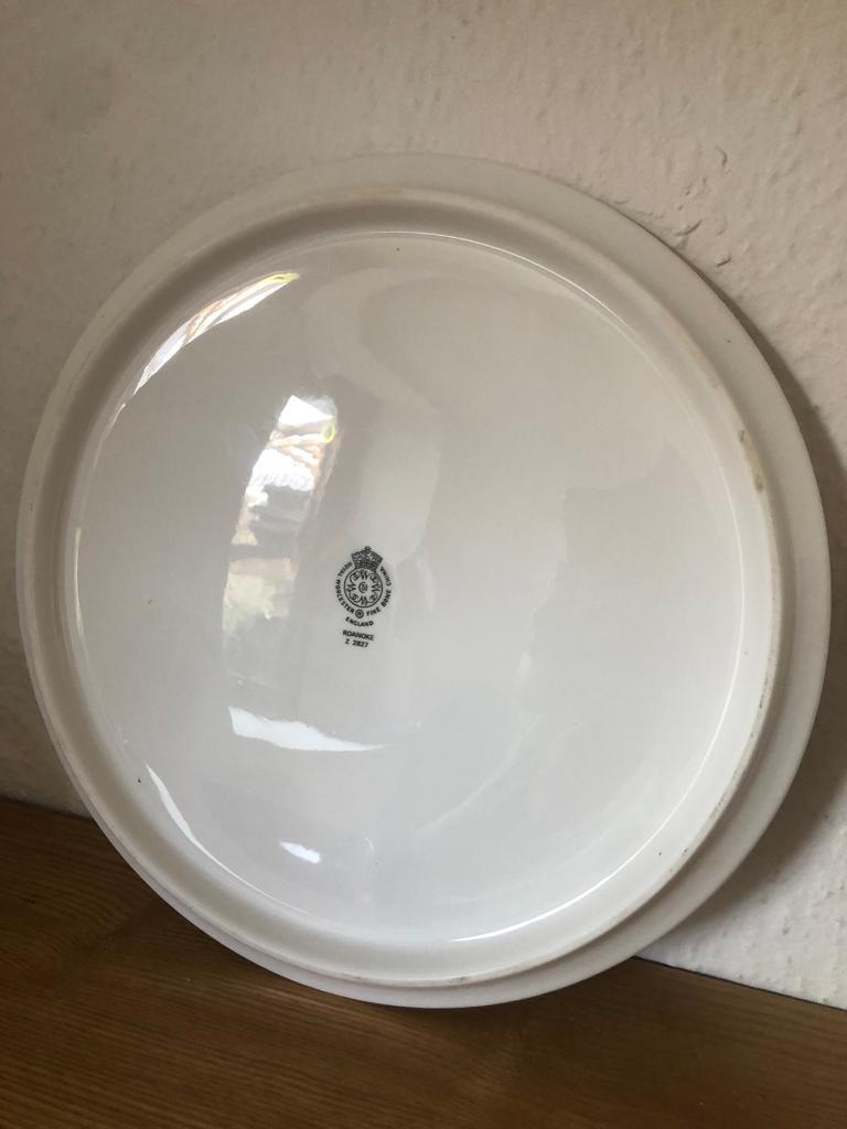 Cake plate royal Worcester 