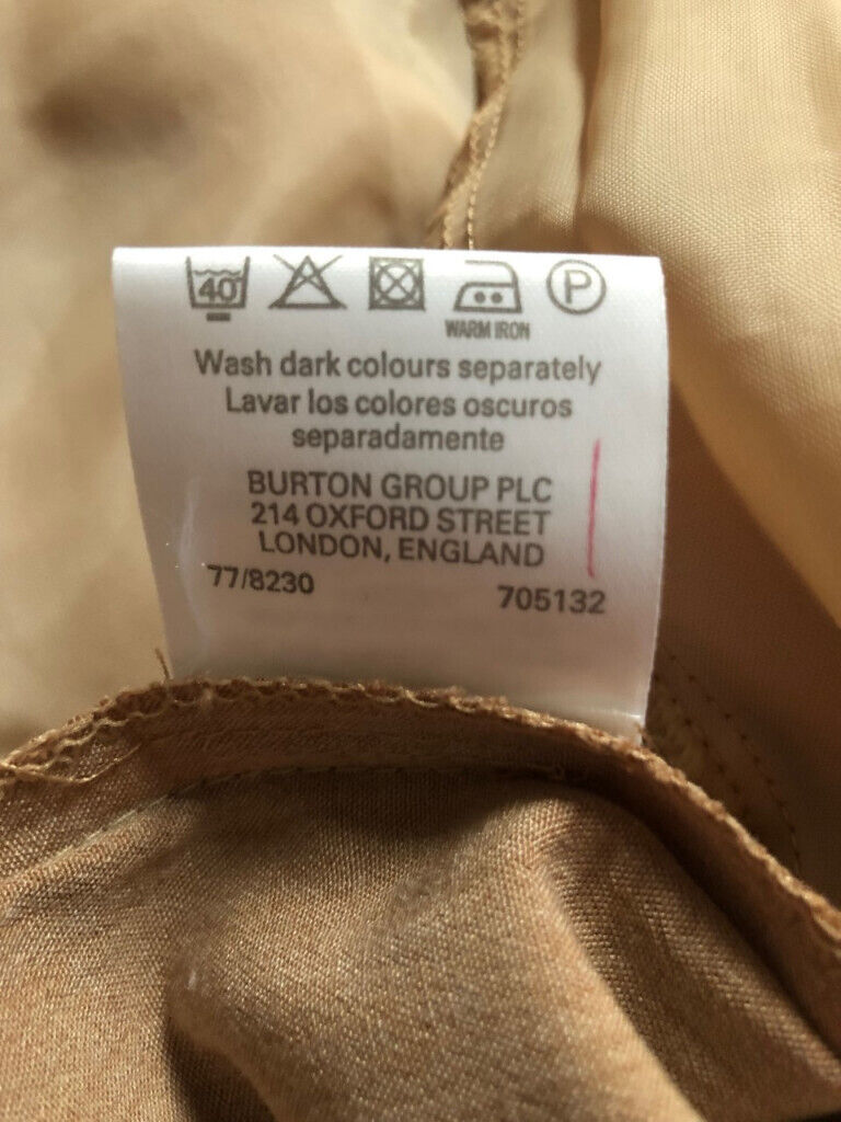 Dorothy Perkins beige colour lined skirt.  Size 16
