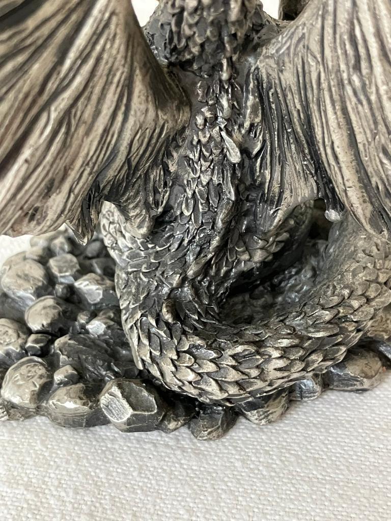Tudor Mint Heavy Pewter Sculpture DRAGON OF THE HEART Myth and Magic 3887 Collectable 