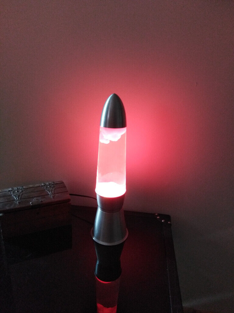 dezac rocket lava lamp, relaxing/wellbieng/chillaxing/retro/vintage decor