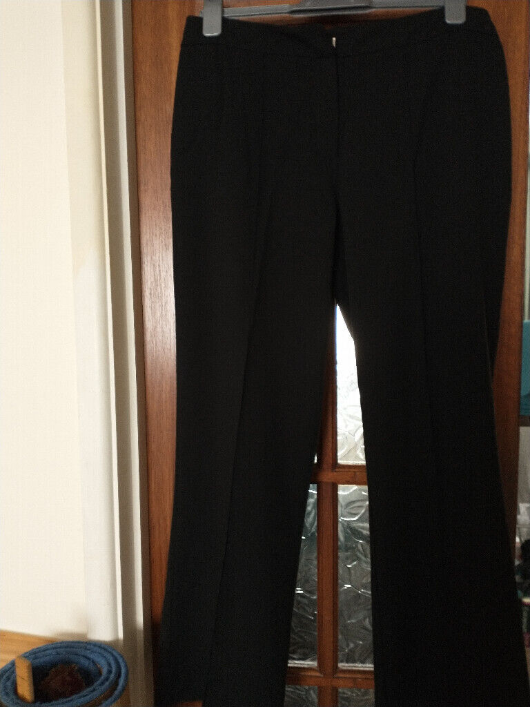 LADIES BLACK TROUSERS. SIZE 16. WAIST 30, HIP 41, INSIDE LEG 30. BHS. | in  Swansea | Gumtree