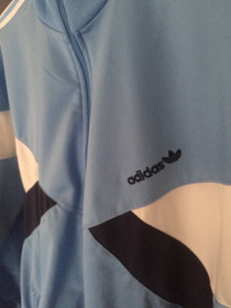 addidas vintage size medium