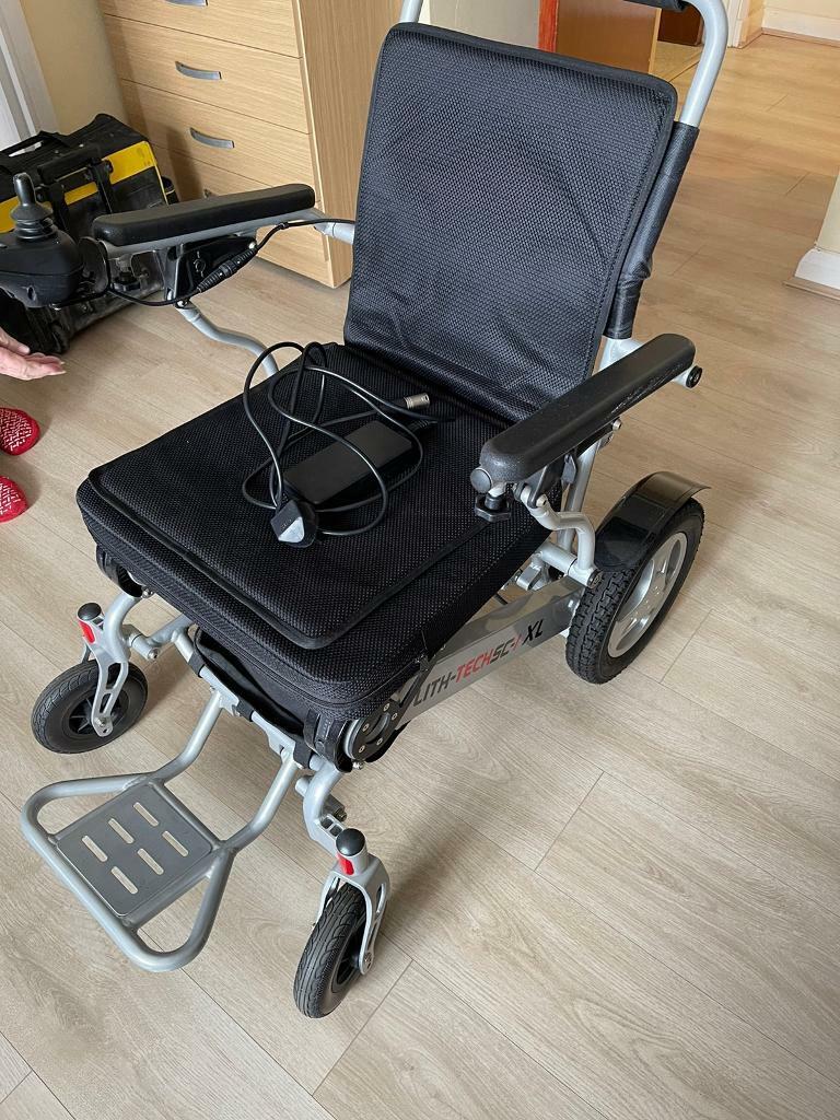 Lith-tech Carbon Edition Electric Wheelchair