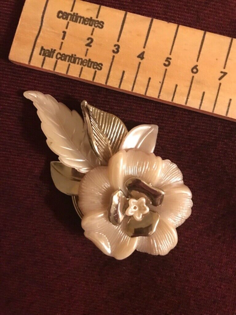 Vintage Brooches- assorted