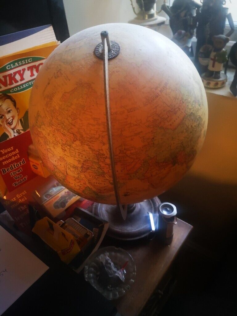 image for World globe lamp 
