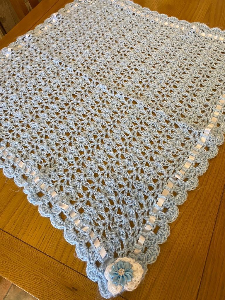 💕Baby blankets beautiful handmade baby blankets 💕