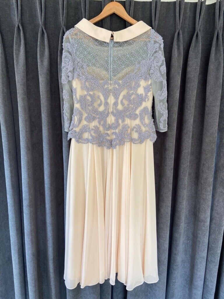 image for Dress Designer Bought for £599 EXCELLENT CONDITION FROM MICHAEL BAILEY RECEIPT AVAILABLE