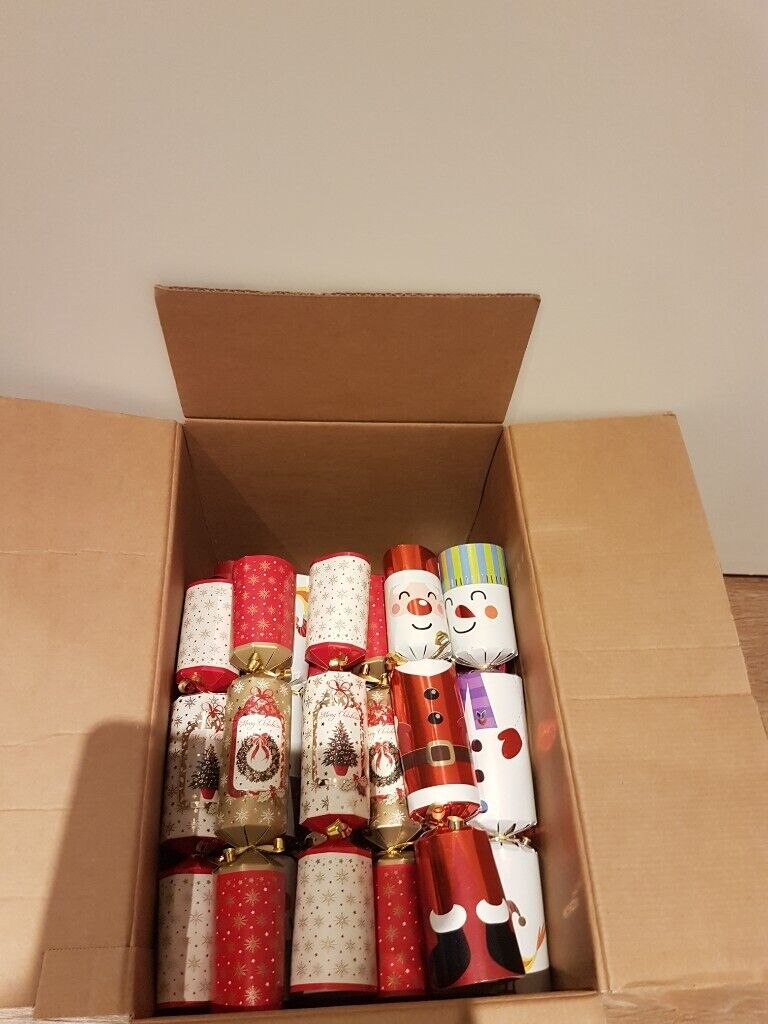 image for Box of  New Christmas Crackers 