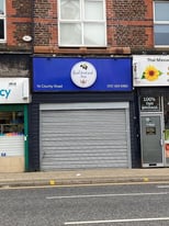 *To Let* Commercial Unit in County Road, Walton