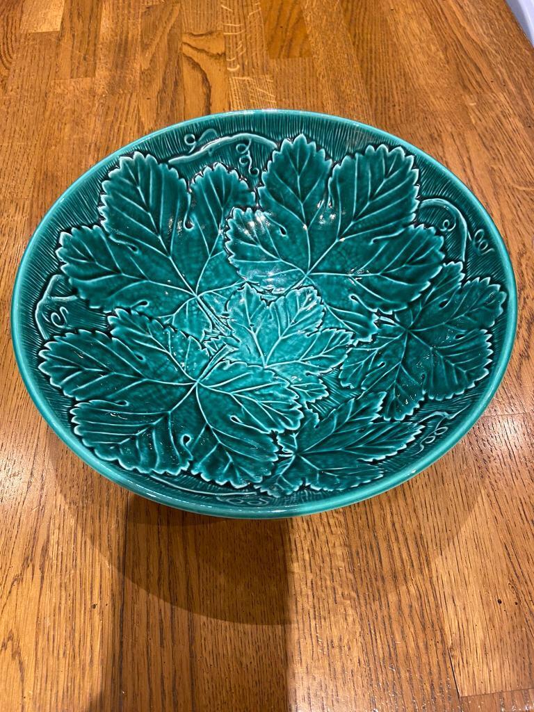 image for Vintage Antique  Leaf Wedgwood and Barlaston Etruria Majolica Bowl