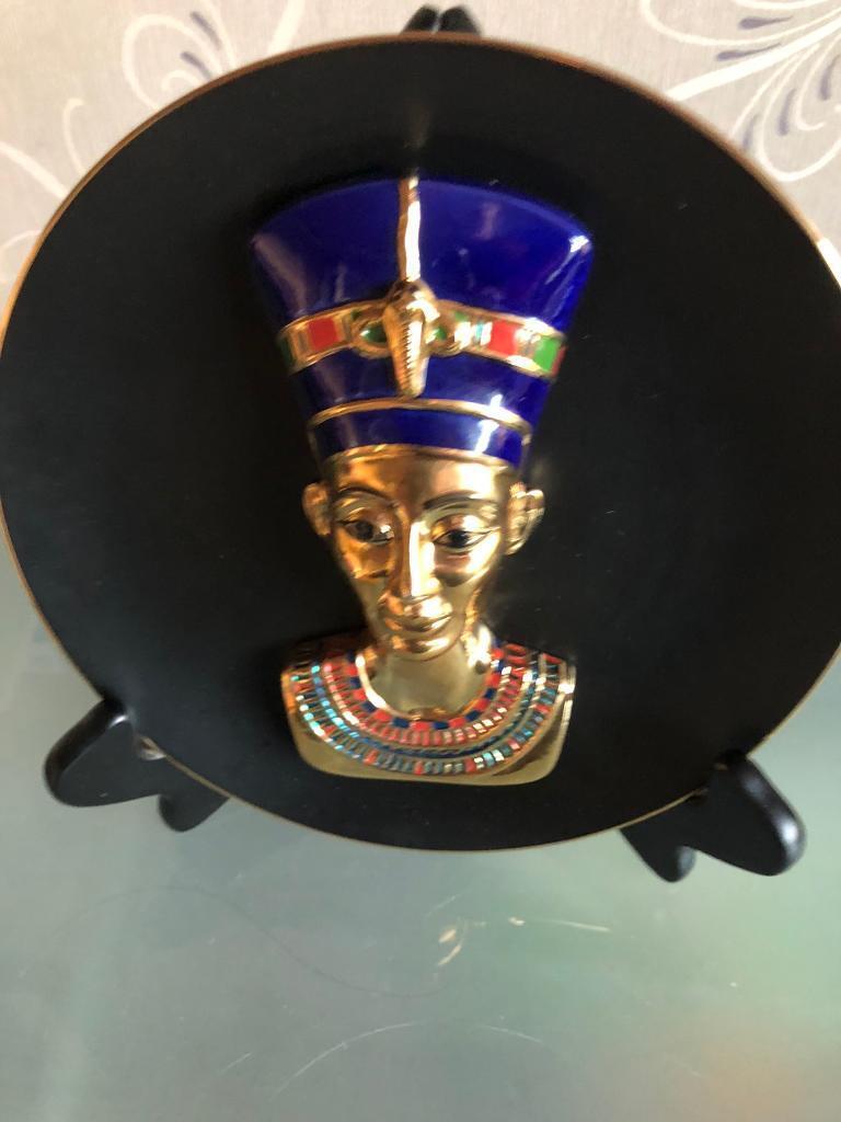 Egyptian Pharaohs 3d plates- decorative plates- collectibles