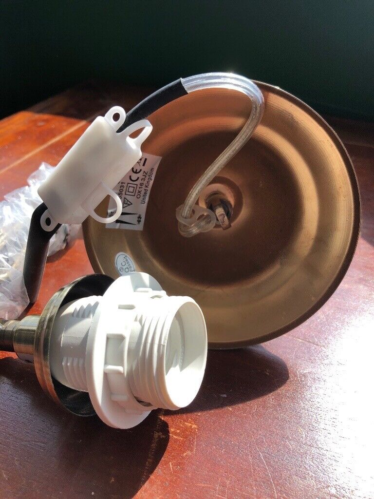 Suspension light fitting