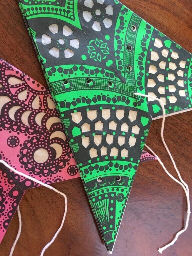 Star paper light shades/ lampshades/ lanterns x 2 (hygge, boho - used with/ without lights)