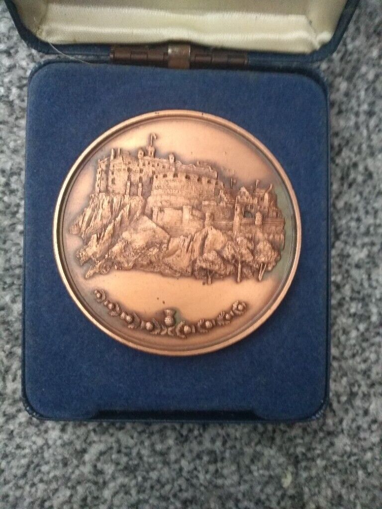 Commemorative commonwealth medal