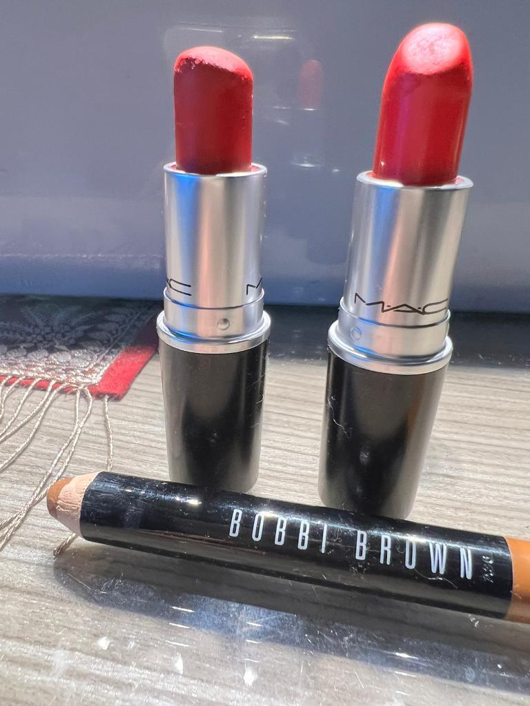2 X MAC lipstick & Bobby Brown lip pencil 