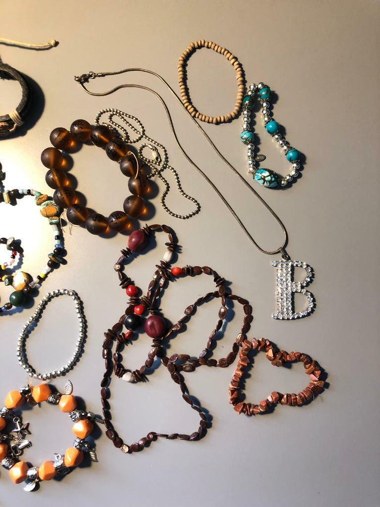 Bundle of Jewellery
