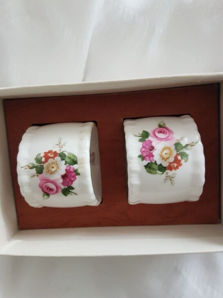 Coalport napkin rings 