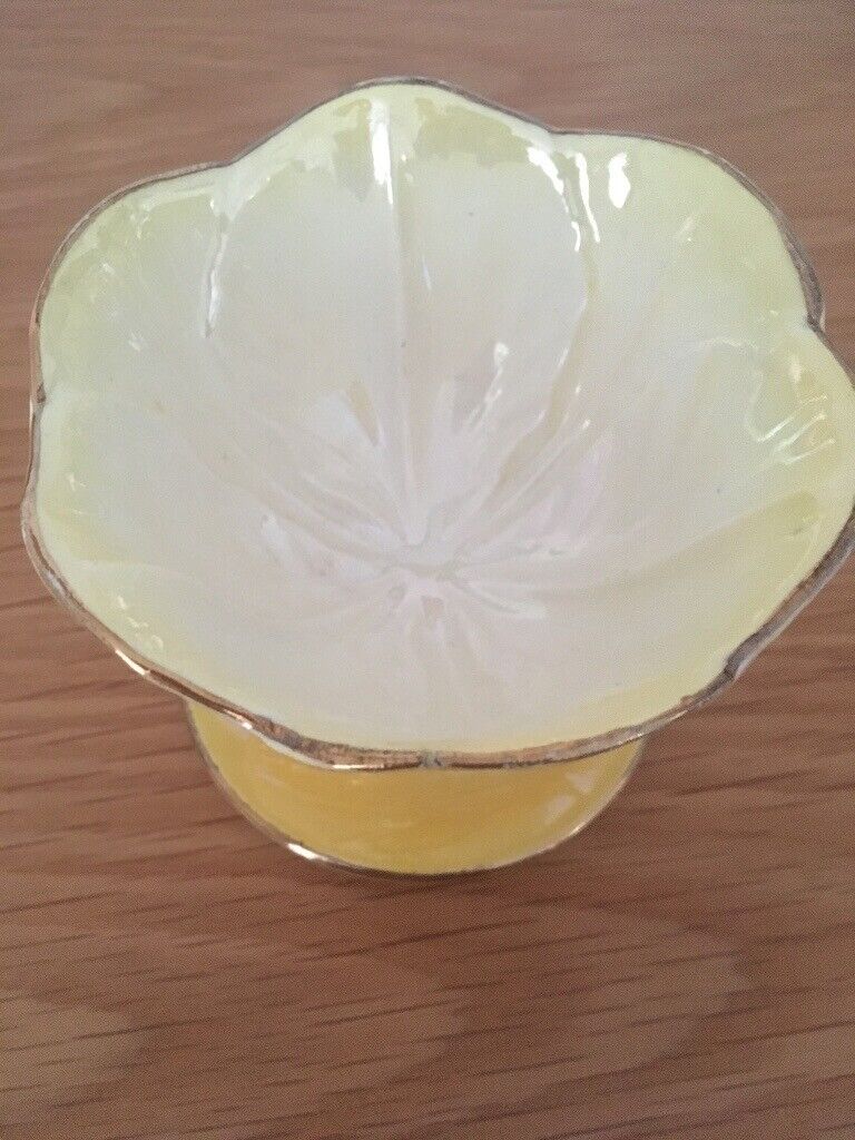 Vintage Art Deco Mailing Lustre Ware Sundae Grapefruit Comport Tulip Dishes