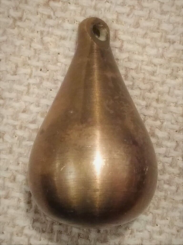 'Teardrop' Counterweight, Solid Brass (fr. Dutch style wall clock). Cord pull?