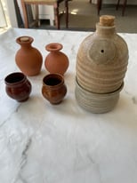 Earthenware pots/vases