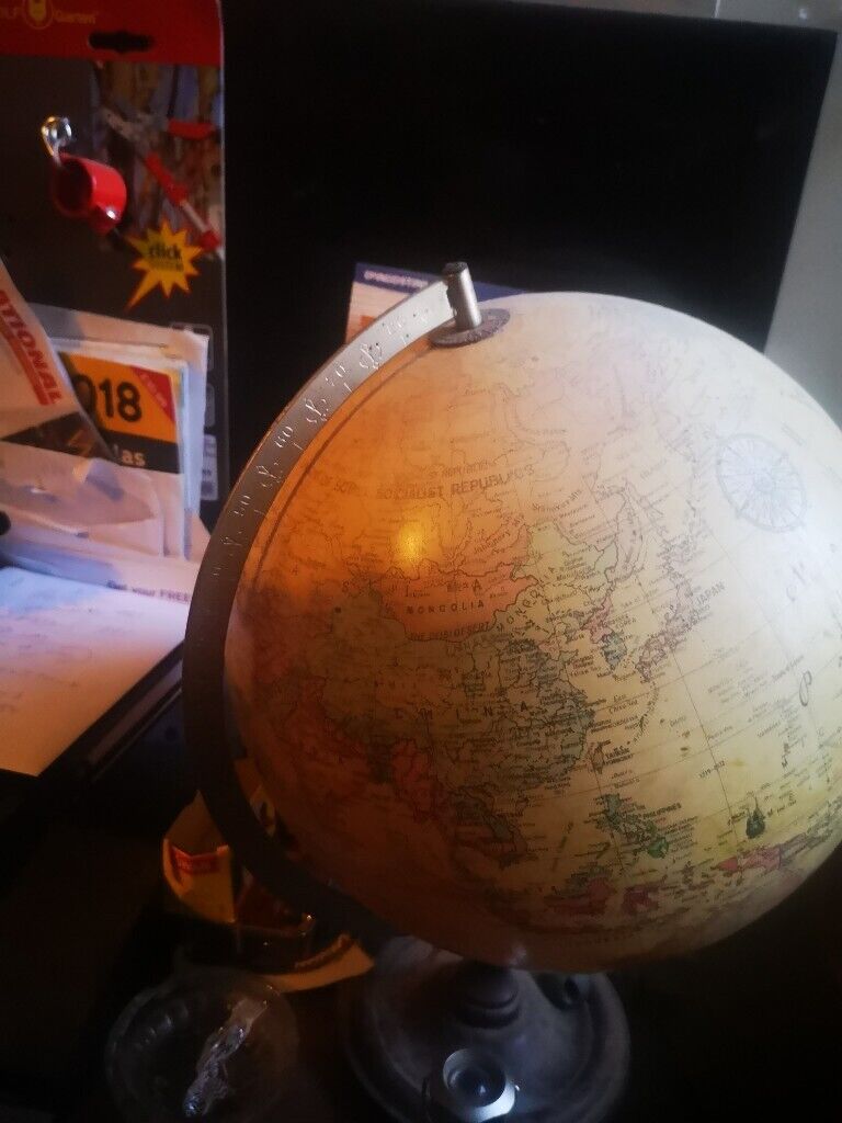 World globe lamp 