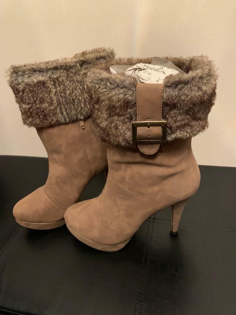 image for New Ladies Boots