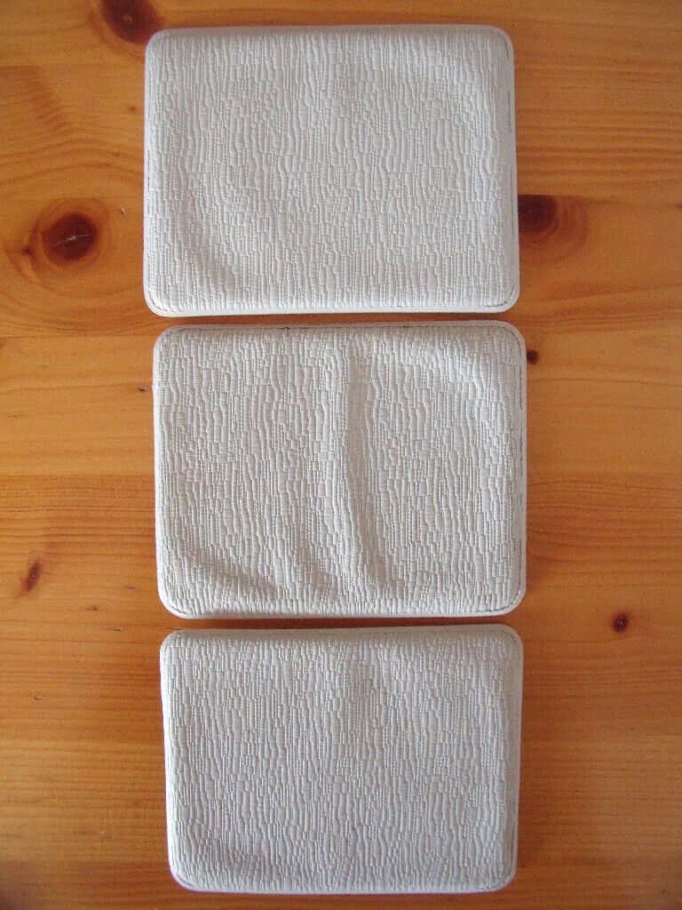 3 vintage kitsch plastic coasters,vintage cars: 1891 Panhard; 1904 Humberette; 1906 Renault.Can post