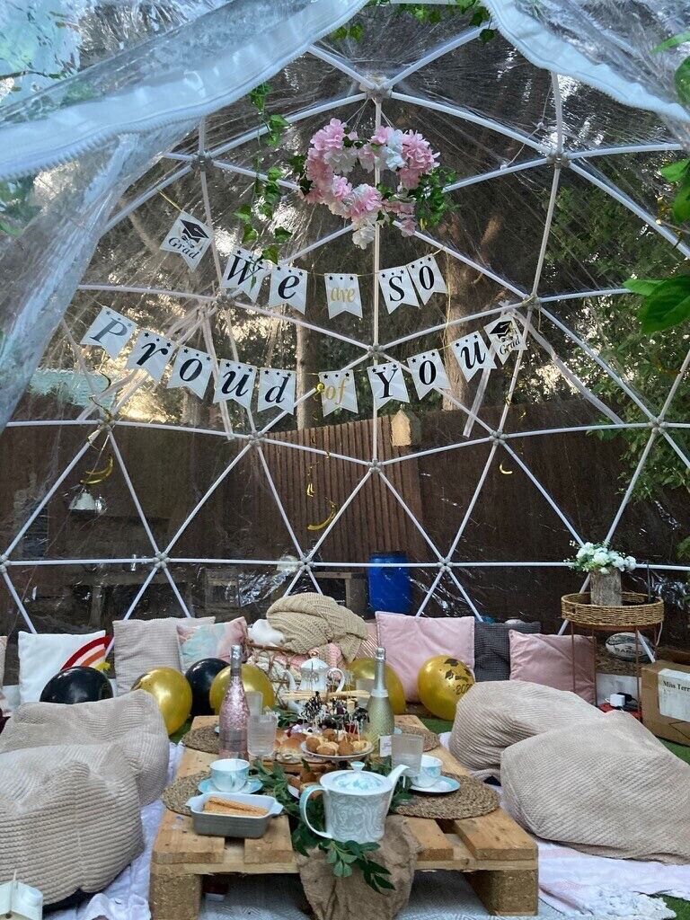 IGLOO DOME - movie, picnic, dinner, hot tub themes HIRE ONLY... £50 is the deposit only