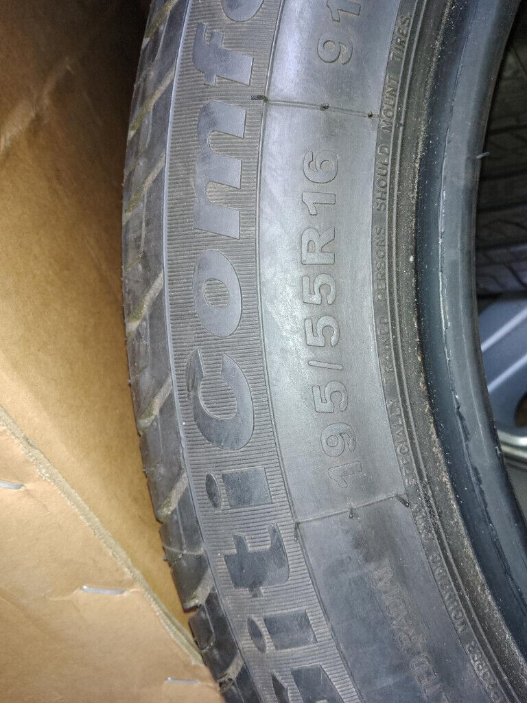 NEW OLD STOCK 195 55 16 TYRES 