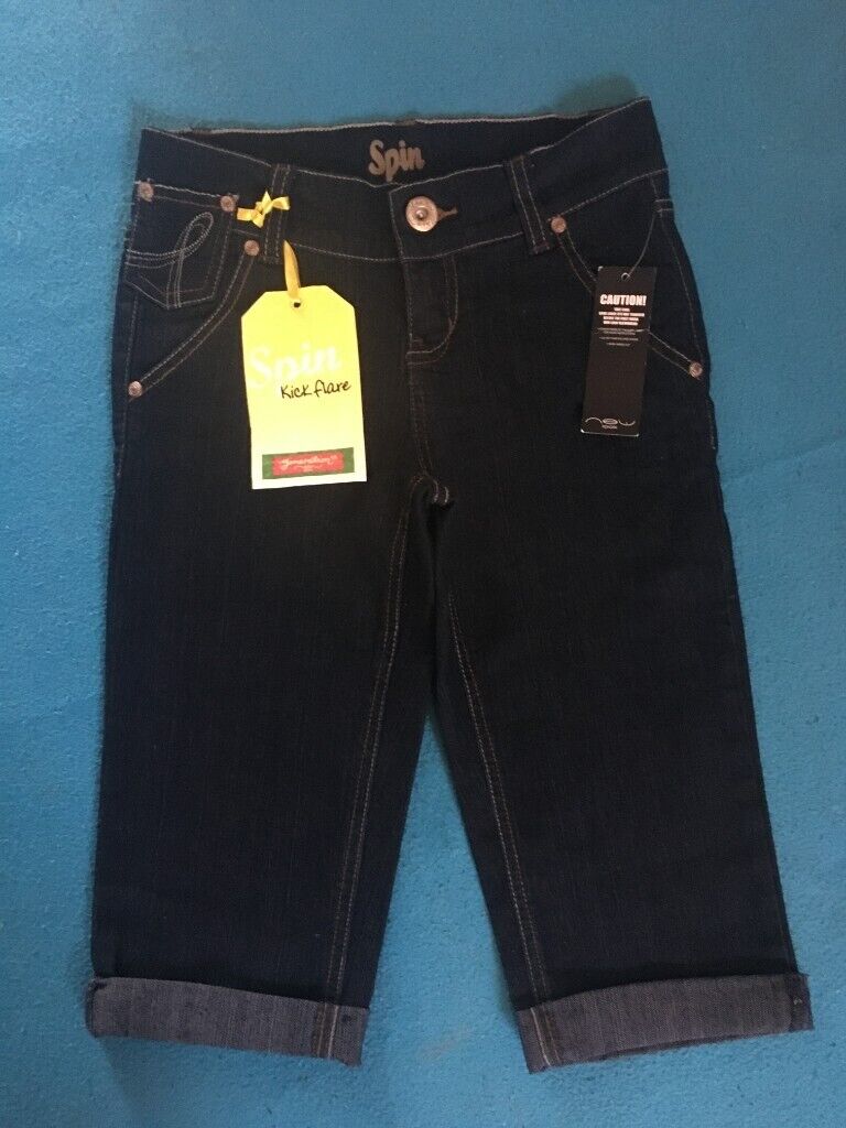 image for New Girls New Look Dark Denim Shorts Age 11 Years IP1