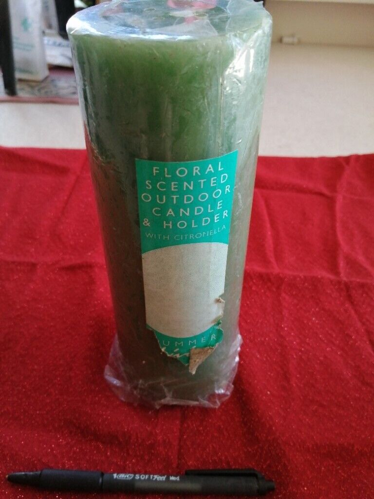 Outdoor tall candle green with citronella 