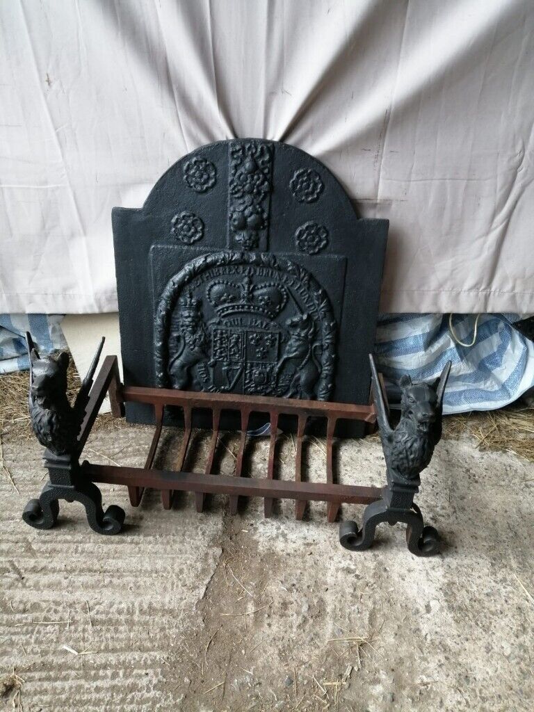 image for VINTAGE FIREPLACE 