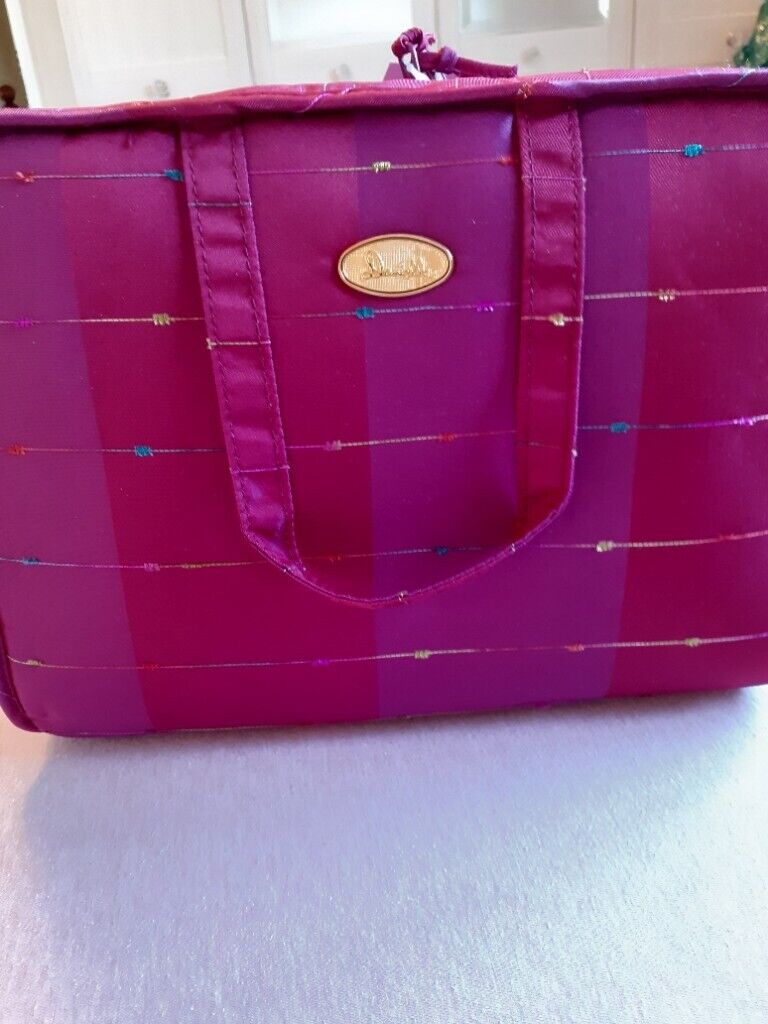 image for Ladies cosmetic travel case