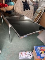Extendable Glass Table 