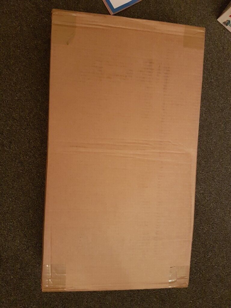 NEW and unopened - Yamaha B1 Piano Stool In Dark Walnut finish