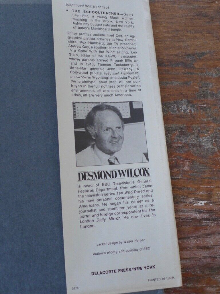 Two vintage books on America: LOOK AT THE USA and AMERICANS, by Desmond Wilcox. £20 for the two