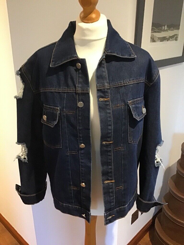 MOMOKROM LADIES DENIM JACKET WITH RIPPED EFFECT - SIZE  SMALL