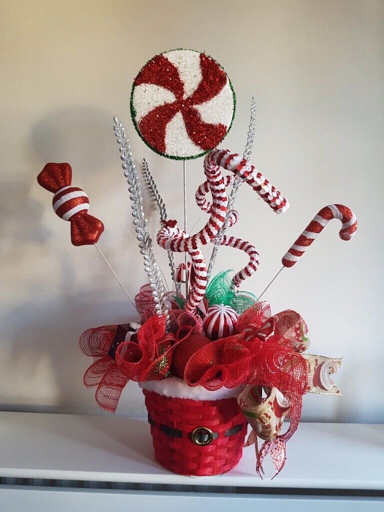 CANDY CANE RED SANTA BASKET WITH LARGE SWEETS...
