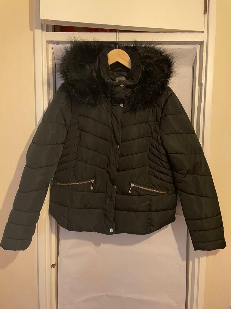 Coat - Size L (Size 12-14)