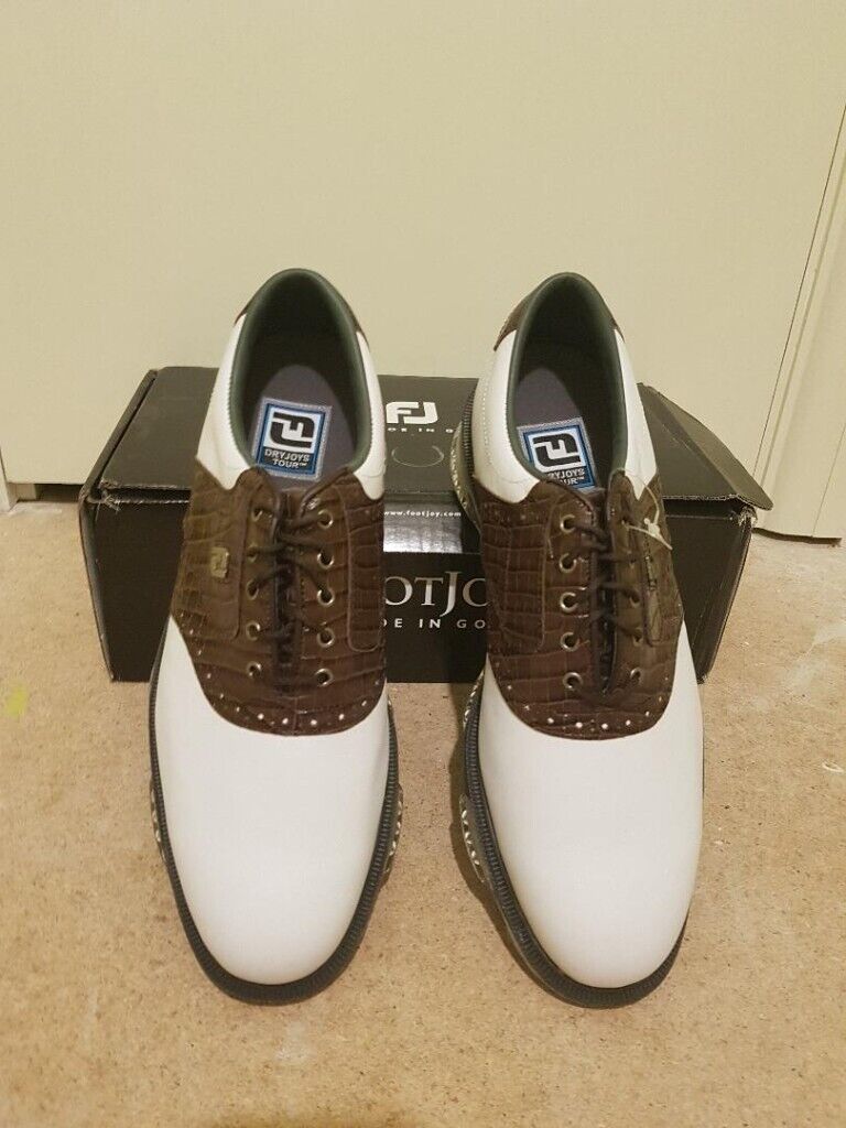 Classic Style Golf shoes, BNWT, waterproof, FootJoy Dryjoys style/size hard to find.