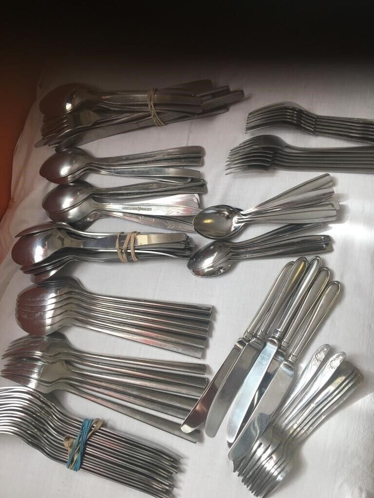 image for CUTLERY SETS,  STAINLESS STEEL