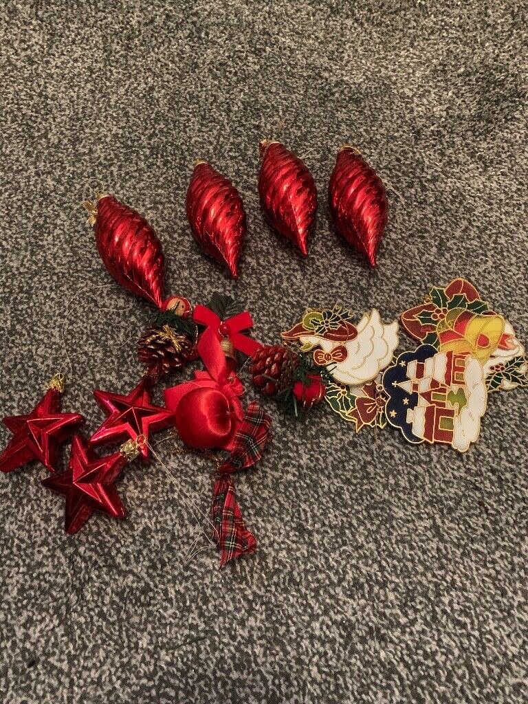 Loads of Christmas decorations some new in boxes 