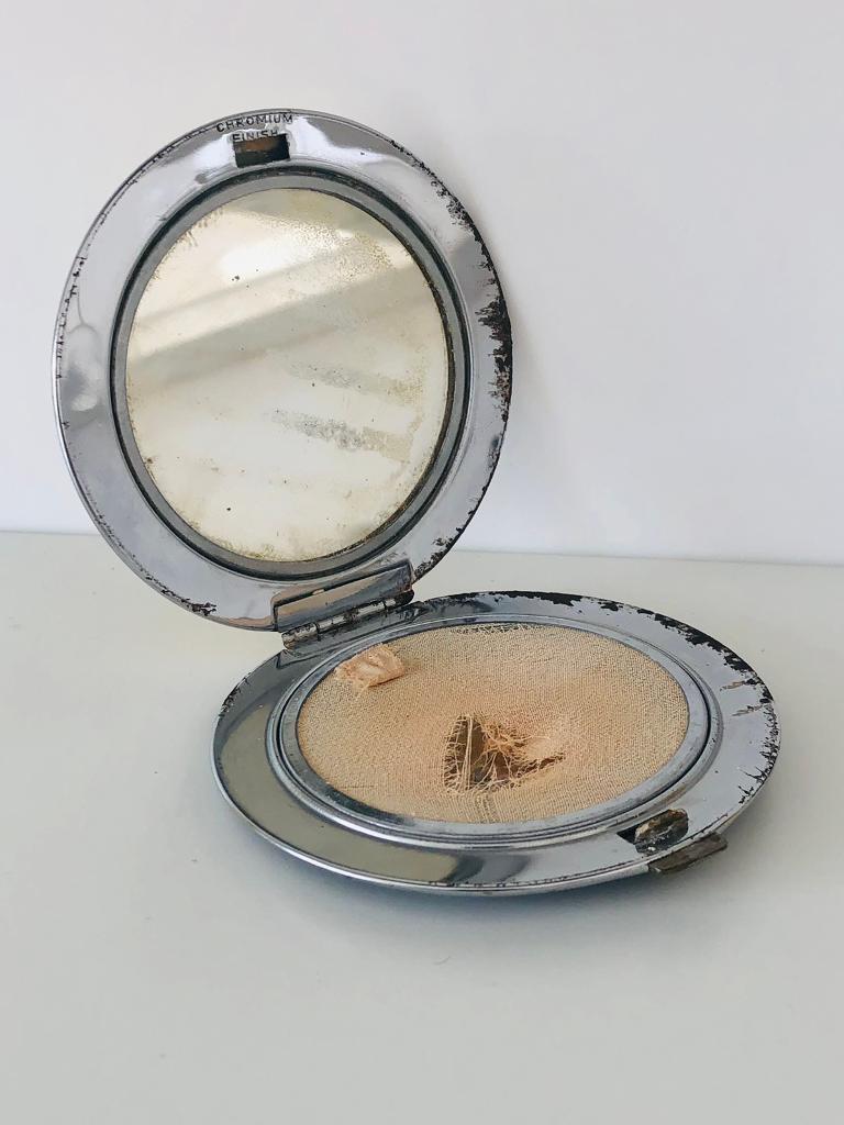 Art Deco Mirror/Powder Compact
