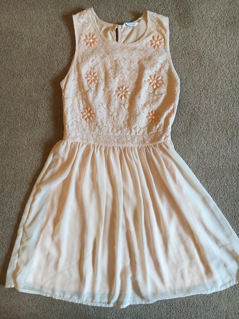 image for Beautiful peach dress - New Look - perfect condition- size 10